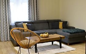 Aerovista Apartment
